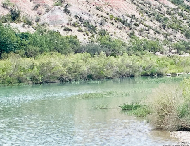 06f25cd5ac4fdc420430bccb972ced96-uncropped_scaled_within_1536_1152