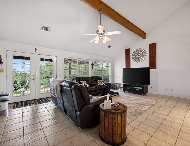 1032 Summit Rd-10