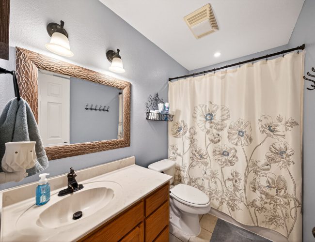 1032 Summit Rd-25