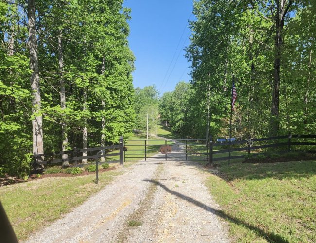 By submitting this image to Realtracs Inc, the User grants to Realtracs Inc an unrestricted license to use the image in compilations of properties and in other ways authorized by the Board of Directors.