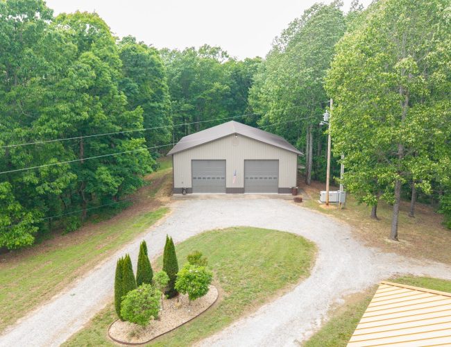 By submitting this image to Realtracs Inc, the User grants to Realtracs Inc an unrestricted license to use the image in compilations of properties and in other ways authorized by the Board of Directors.