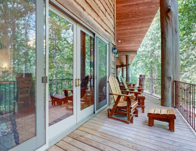 By submitting this image to Realtracs Inc, the User grants to Realtracs Inc an unrestricted license to use the image in compilations of properties and in other ways authorized by the Board of Directors.