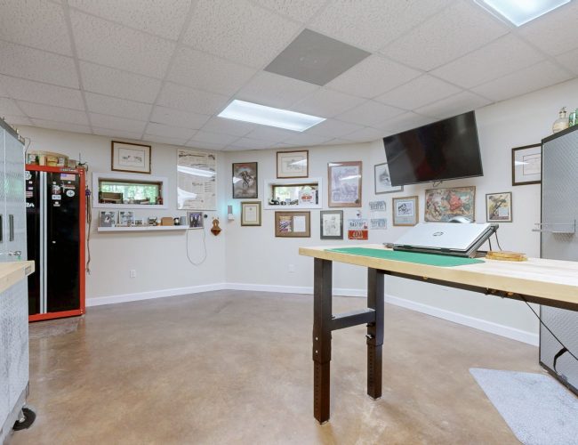 By submitting this image to Realtracs Inc, the User grants to Realtracs Inc an unrestricted license to use the image in compilations of properties and in other ways authorized by the Board of Directors.
