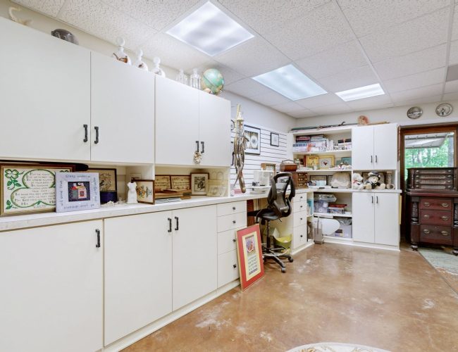 By submitting this image to Realtracs Inc, the User grants to Realtracs Inc an unrestricted license to use the image in compilations of properties and in other ways authorized by the Board of Directors.