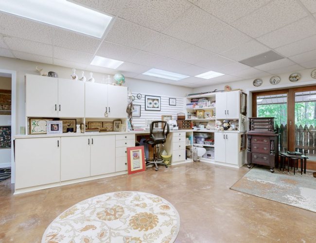 By submitting this image to Realtracs Inc, the User grants to Realtracs Inc an unrestricted license to use the image in compilations of properties and in other ways authorized by the Board of Directors.