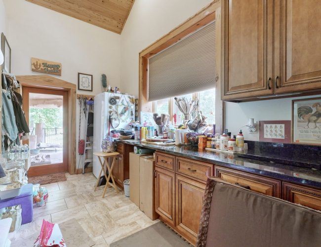 By submitting this image to Realtracs Inc, the User grants to Realtracs Inc an unrestricted license to use the image in compilations of properties and in other ways authorized by the Board of Directors.
