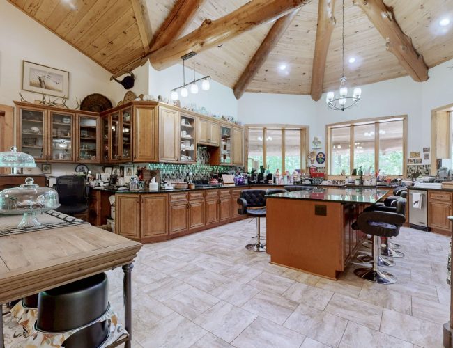 By submitting this image to Realtracs Inc, the User grants to Realtracs Inc an unrestricted license to use the image in compilations of properties and in other ways authorized by the Board of Directors.