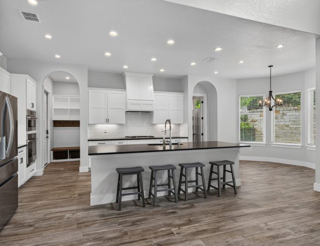 511 Elm Trail-16