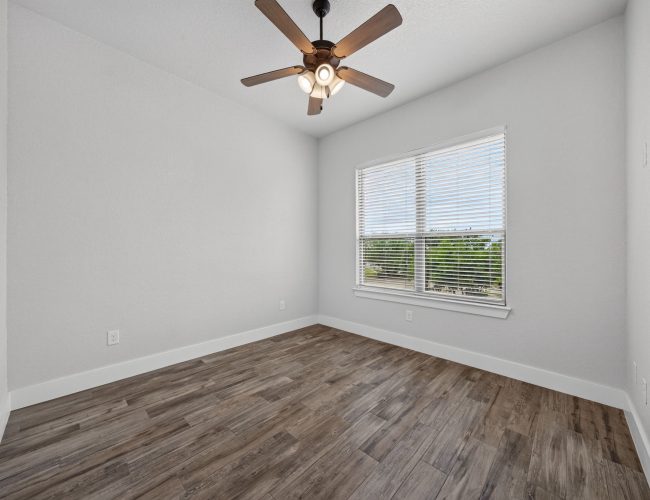 511 Elm Trail-26