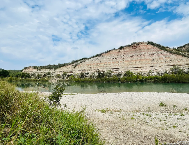 73907fb293e867077df29955c0942316-uncropped_scaled_within_1536_1152