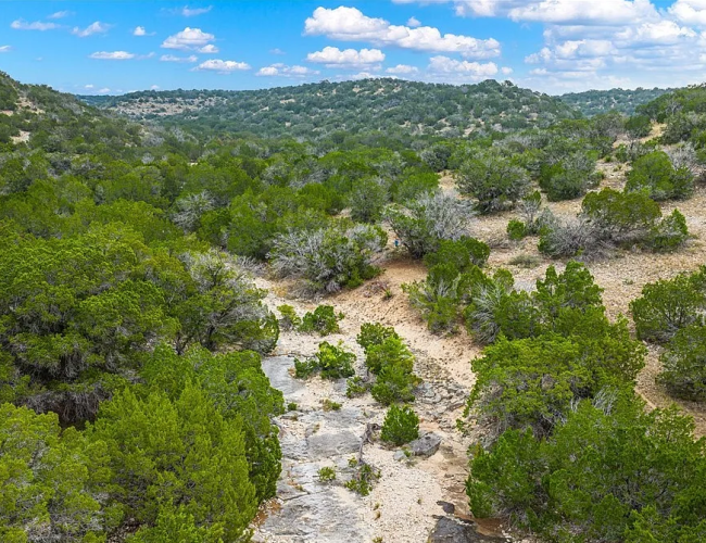 925ac040f6ac2996cafe26de611c641f-uncropped_scaled_within_1536_1152