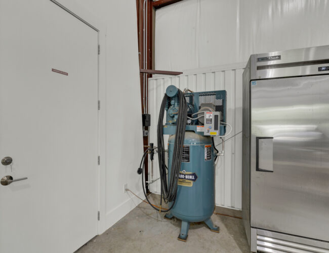 Ranch_Barndo_MLS-115