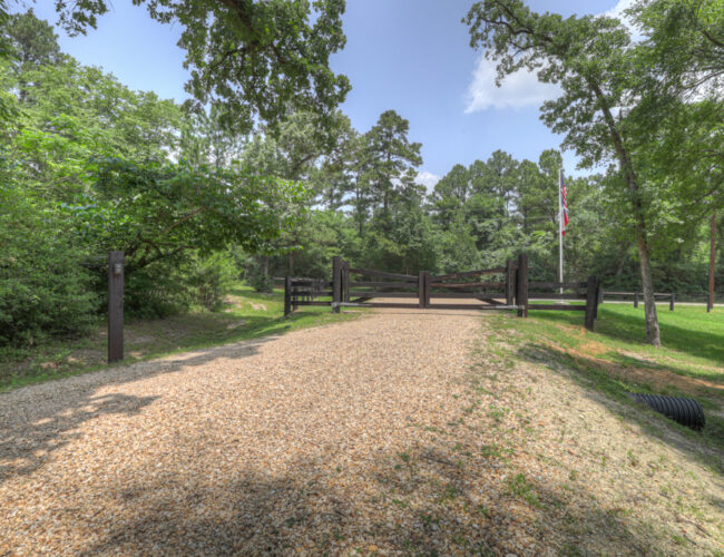 Ranch_Barndo_MLS-13
