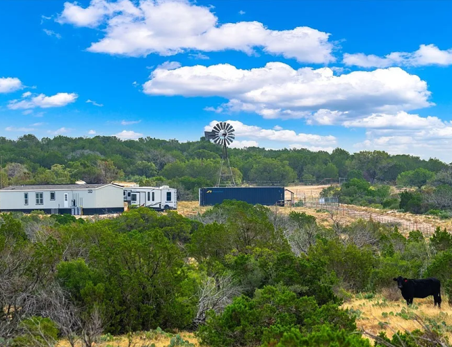 eb0ea1d501a3e8c92a1ec0f91ee65fa9-uncropped_scaled_within_1536_1152