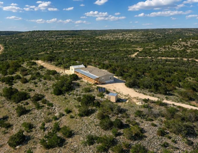 hawks-nest-edwards-county-texas-max-0614-006